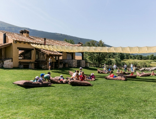 Casa rural con animales: vacaciones con hijos mayores y pequeños